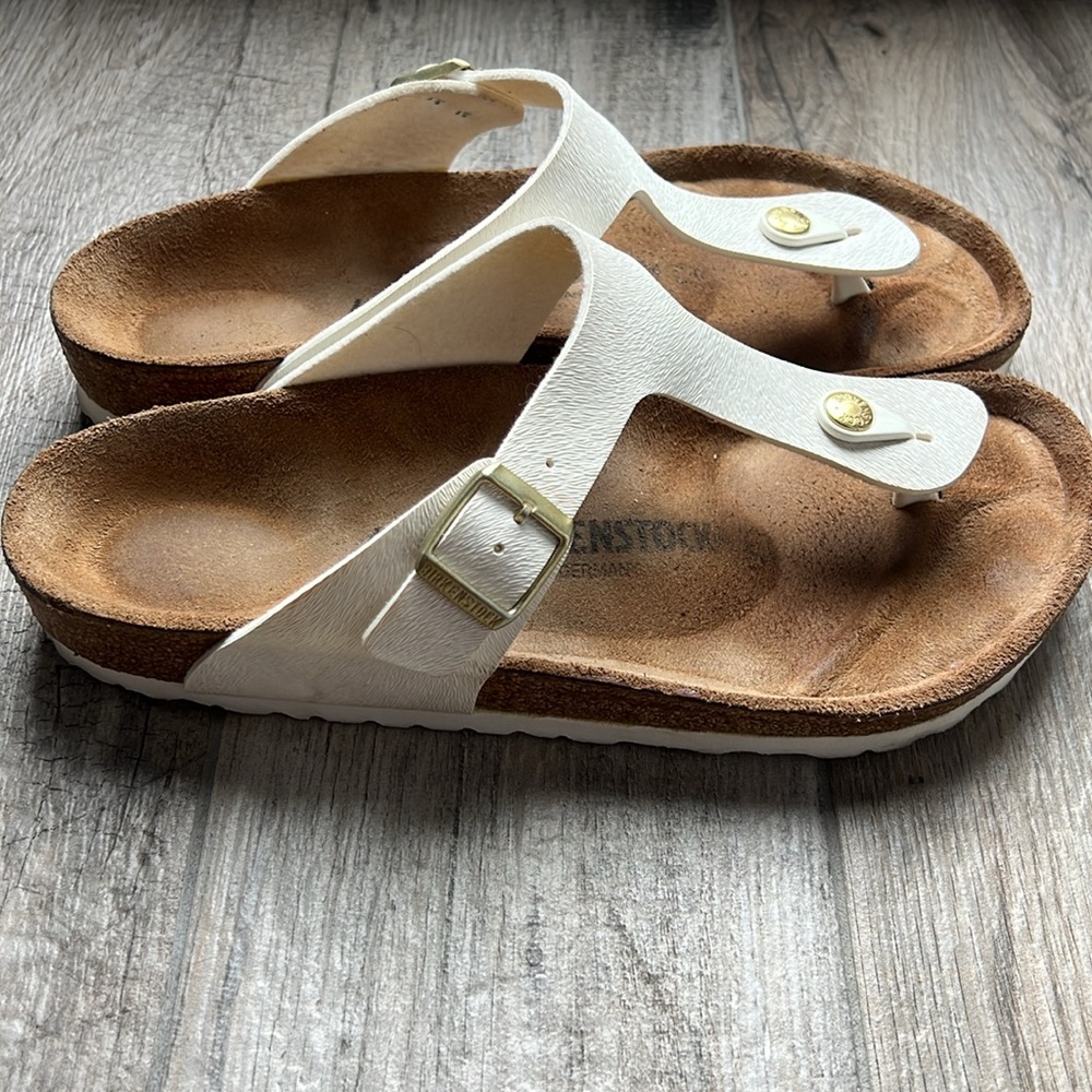 Birkenstock Gizeh Sandal Size 41 White - Picture 9 of 10